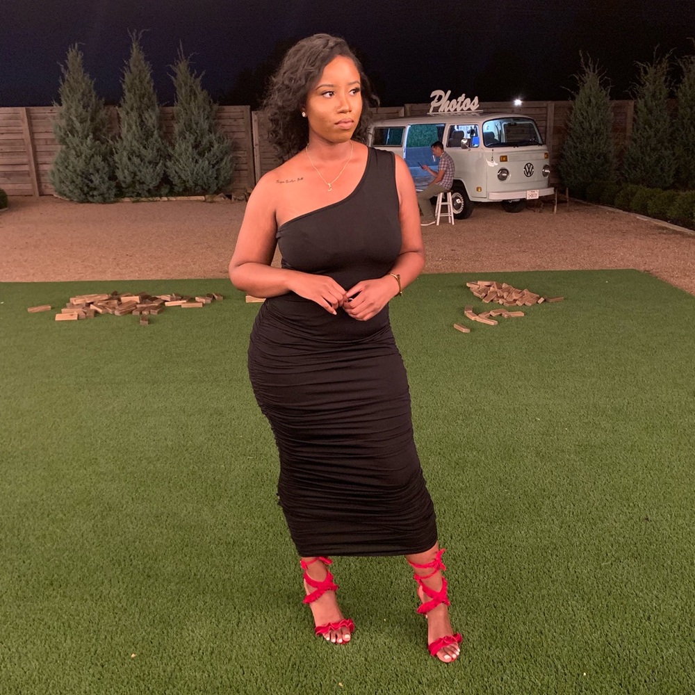 Black ankle length fitted dress with ruching